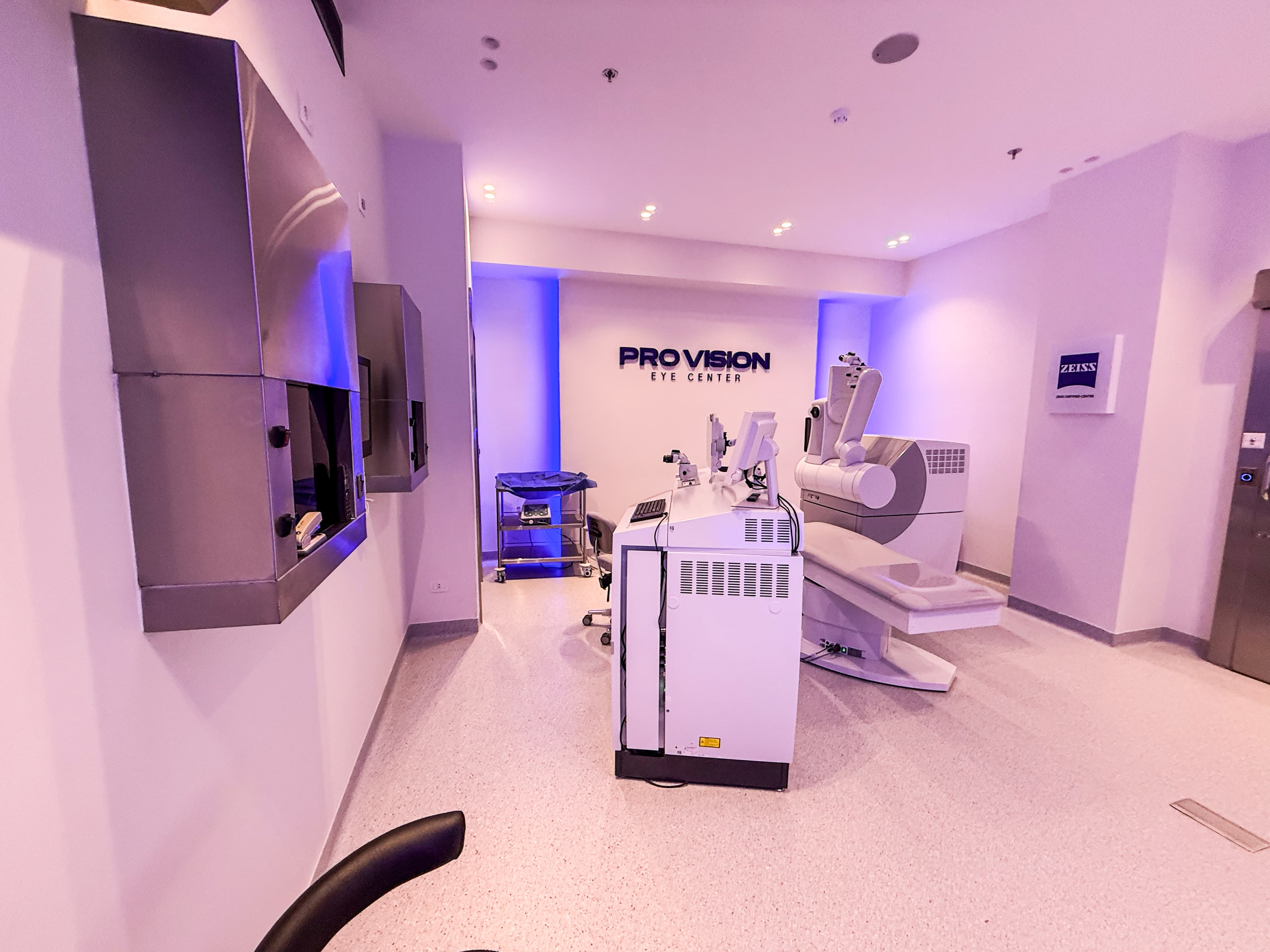 Femto LASIK: Advanced Flap-Based Laser Correction